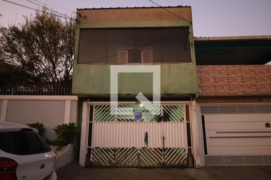 Fachada de casa para alugar com 3 quartos, 100m² em Jardim Nazareth, São Paulo