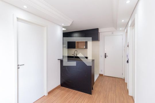 Sala de apartamento à venda com 2 quartos, 33m² em Presidente Altino, Osasco
