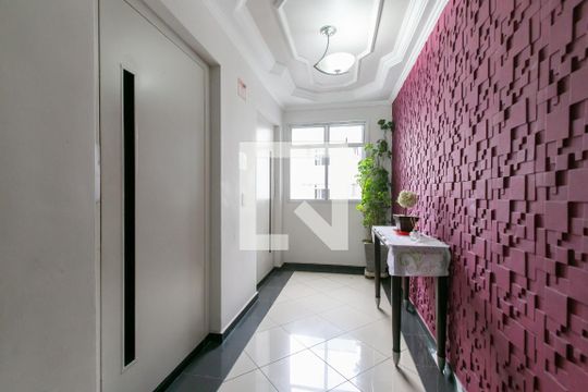 Hall social de apartamento à venda com 3 quartos, 77m² em Vila Curuçá, São Paulo