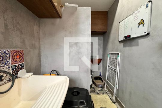 Lavanderia de apartamento à venda com 3 quartos, 140m² em Vila Pires, Santo André