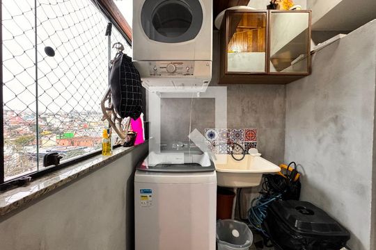 Lavanderia de apartamento à venda com 3 quartos, 140m² em Vila Pires, Santo André