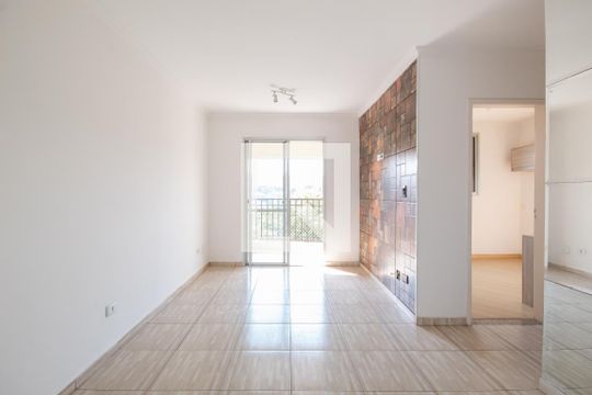 Sala de apartamento para alugar com 2 quartos, 57m² em Pestana, Osasco