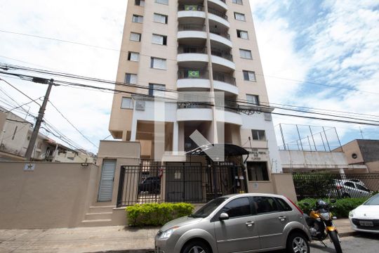 Fachada de apartamento para alugar com 2 quartos, 57m² em Pestana, Osasco