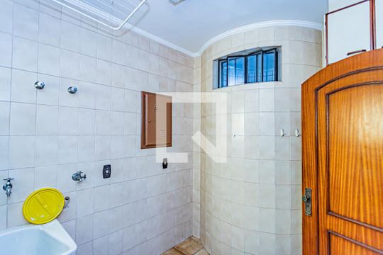 Área de Serviço de casa à venda com 3 quartos, 312m² em Jardim São Bento, São Paulo