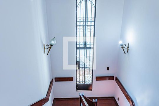 Escada de casa à venda com 3 quartos, 312m² em Jardim São Bento, São Paulo