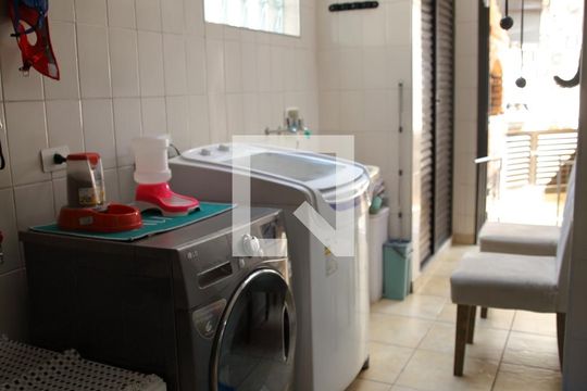 Área de Serviço de casa à venda com 3 quartos, 103m² em Anchieta, São Bernardo do Campo
