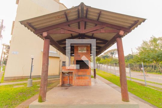 Área comum - Churrasqueira de apartamento à venda com 2 quartos, 42m² em Vila Nova, Porto Alegre