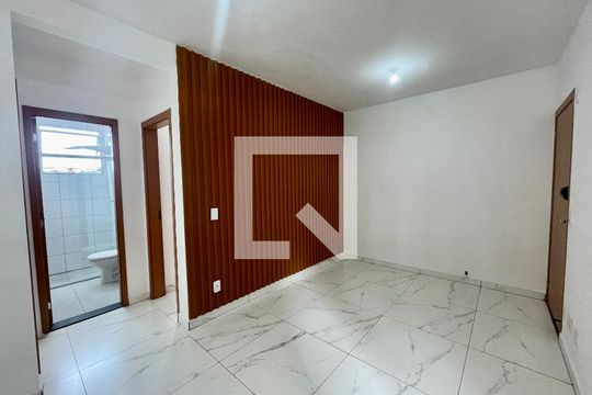 Sala de apartamento à venda com 2 quartos, 43m² em Rio Abaixo, Jundiaí