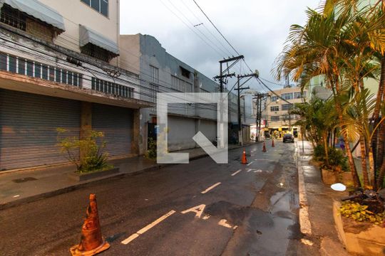 Fachada de apartamento à venda com 1 quarto, 50m² em Pe Pequeno, Niterói