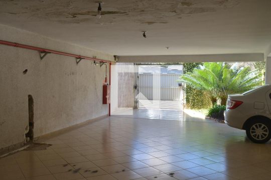 Garagem de apartamento à venda com 3 quartos, 140m² em Vila Guiomar, Santo André