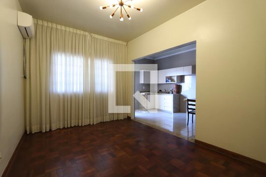 Apartamento para alugar com 3 quartos, 110m² em Vila Mariana, São Paulo