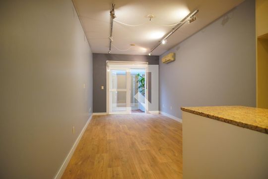 Kitnet/Studio à venda com 1 quarto, 45m² em Rio Branco, Porto Alegre