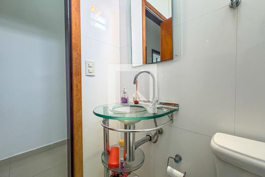 Lavabo de casa à venda com 3 quartos, 360m² em Jardim Andrea Demarchi, São Bernardo do Campo