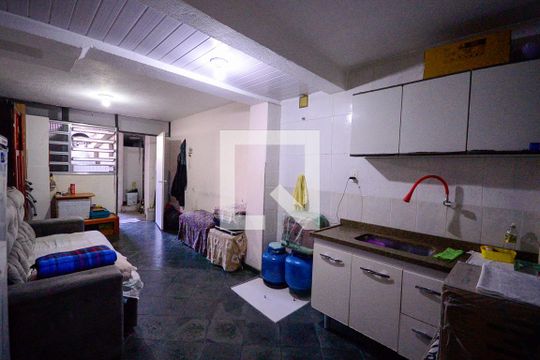 Edícula de casa à venda com 2 quartos, 150m² em Vila Moraes, São Paulo