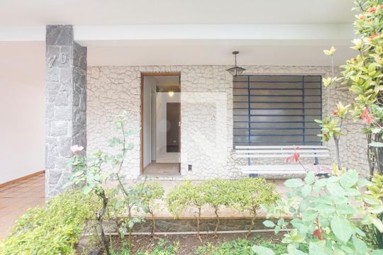 Área comum de casa à venda com 5 quartos, 200m² em Pinheiros, São Paulo