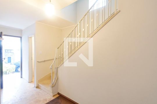 Sala de casa à venda com 5 quartos, 200m² em Pinheiros, São Paulo