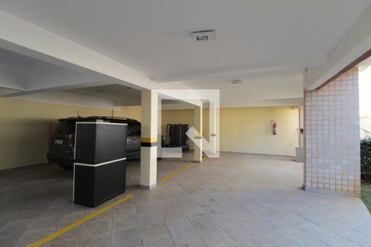 Garagem de apartamento à venda com 4 quartos, 175m² em Paqueta, Belo Horizonte
