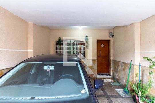 Garagem de casa à venda com 2 quartos, 100m² em Lapa de Baixo, São Paulo