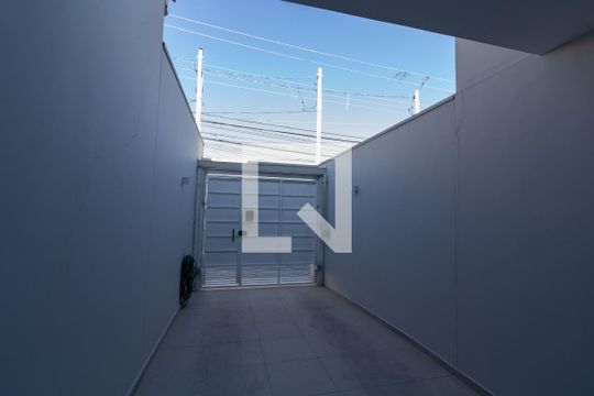 Garagem de casa à venda com 3 quartos, 160m² em Vila Granada, São Paulo