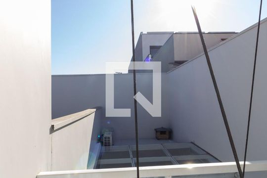 Vista da Suíte 1 de casa à venda com 3 quartos, 160m² em Vila Granada, São Paulo
