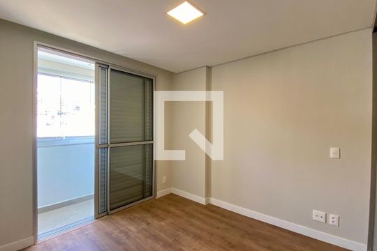 Quarto 1 de apartamento para alugar com 1 quarto, 46m² em Buritis, Belo Horizonte