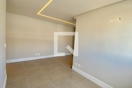 Sala de apartamento para alugar com 1 quarto, 46m² em Buritis, Belo Horizonte