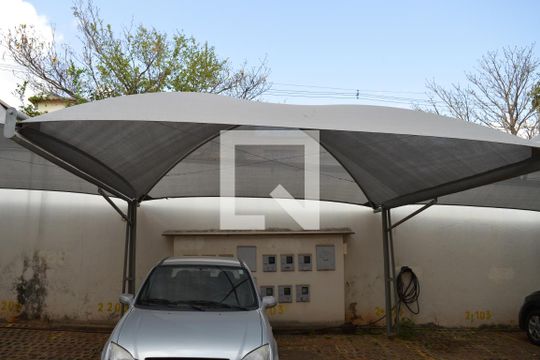 Garagem de apartamento à venda com 2 quartos, 88m² em Morro do Confisco, Contagem