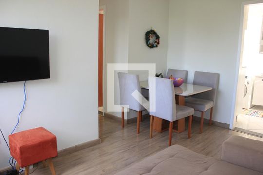 Sala de apartamento à venda com 2 quartos, 44m² em Jardim São Luis, Guarulhos