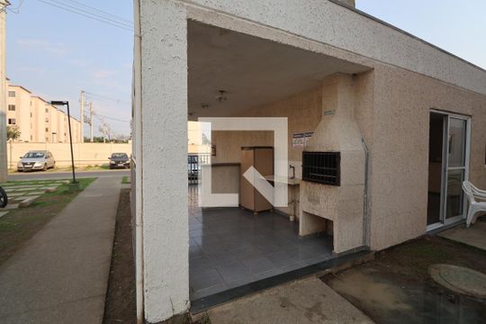 Área comum - Churrasqueira de apartamento para alugar com 2 quartos, 42m² em Rio Branco, Canoas