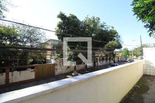 Frente da casa - Vista de casa à venda com 3 quartos, 342m² em Taquara, Rio de Janeiro