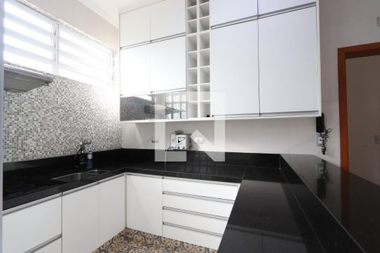 Cozinha de apartamento para alugar com 3 quartos, 88m² em Vila Mariana, São Paulo