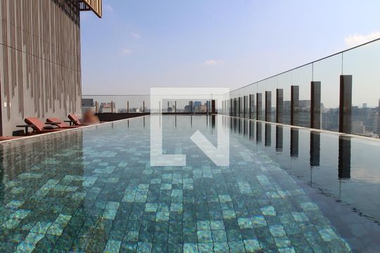 Área Comum - Piscina de kitnet/studio para alugar com 1 quarto, 29m² em Vila Nova Conceição, São Paulo