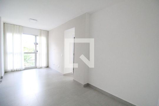 Apartamento para alugar com 2 quartos, 54m² em Pechincha, Rio de Janeiro