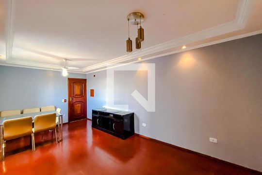 Sala de apartamento para alugar com 2 quartos, 57m² em Vila Canero, São Paulo