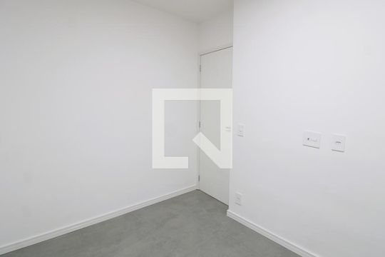 Quarto 2 de apartamento para alugar com 2 quartos, 38m² em Vila Mazzei, São Paulo