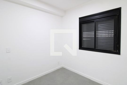 Quarto 2 de apartamento para alugar com 2 quartos, 38m² em Vila Mazzei, São Paulo