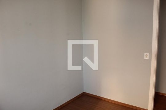 Quarto de apartamento para alugar com 3 quartos, 55m² em Jardim Ísis, Cotia