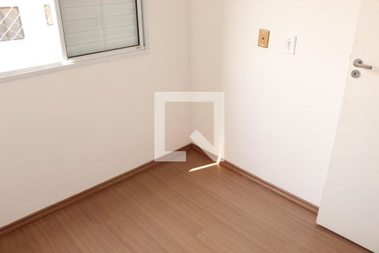 Quarto 3 de apartamento para alugar com 3 quartos, 55m² em Jardim Ísis, Cotia