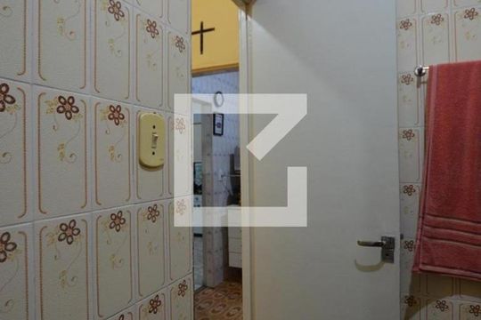 Banheiro Social de casa à venda com 4 quartos, 110m² em Irajá, Rio de Janeiro