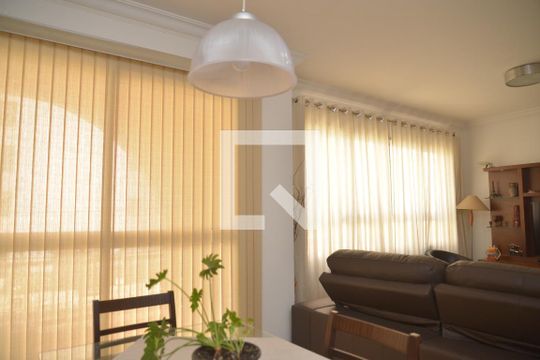 Sala de apartamento à venda com 3 quartos, 108m² em Jardim Bela Vista, Santo André