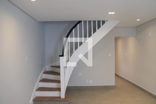 Sala de Jantar de casa para alugar com 2 quartos, 125m² em Mirandópolis, São Paulo