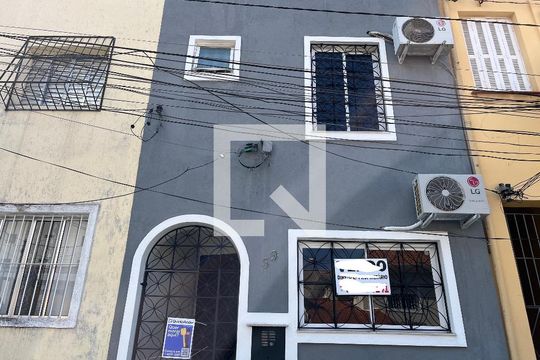 Fachada de casa para alugar com 2 quartos, 125m² em Mirandópolis, São Paulo