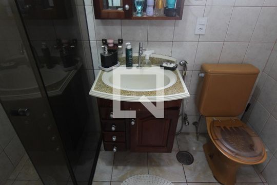 Banheiro de apartamento à venda com 3 quartos, 140m² em Parque Tomas Saraiva, São Paulo