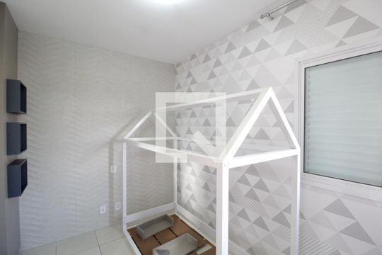 Quarto 1 de casa para alugar com 2 quartos, 70m² em Jardim Holanda, Uberlândia