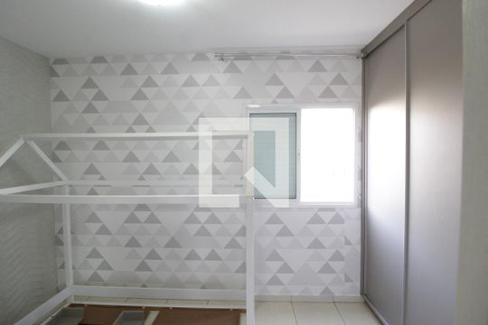 Quarto 1 de casa para alugar com 2 quartos, 70m² em Jardim Holanda, Uberlândia