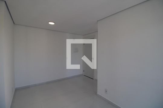 Sala de apartamento à venda com 2 quartos, 40m² em Usina Piratininga, São Paulo