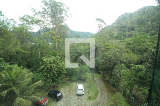 Vista de casa à venda com 3 quartos, 1400m² em Jacarepaguá, Rio de Janeiro