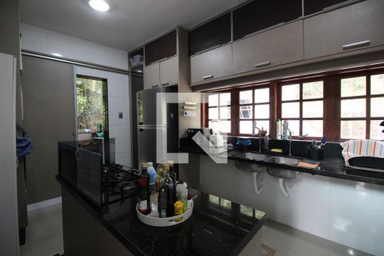 Cozinha de casa à venda com 3 quartos, 1400m² em Jacarepaguá, Rio de Janeiro