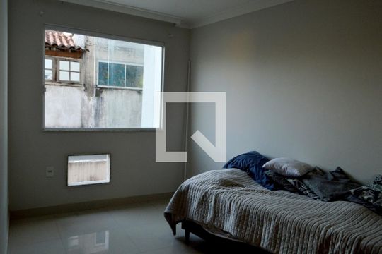 Suite 1 de casa de condomínio para alugar com 5 quartos, 320m² em Jacarepaguá, Rio de Janeiro