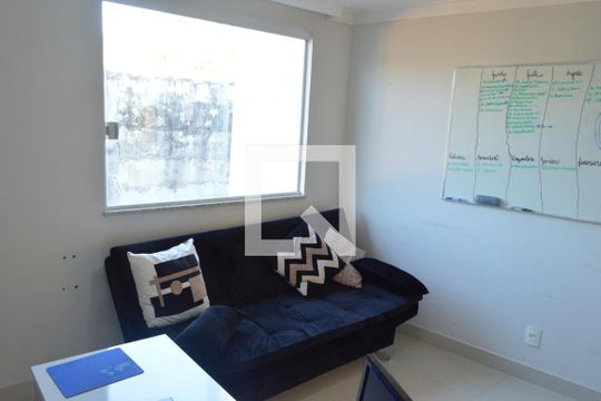Quarto 2 de casa de condomínio para alugar com 5 quartos, 320m² em Jacarepaguá, Rio de Janeiro